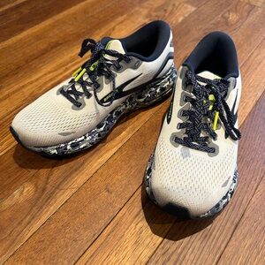 Brooks Ghost, Women’s 7.5